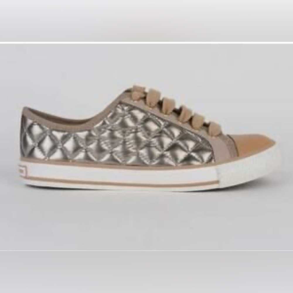 NEW Tory Burch Gold Quilted Sneakers 6